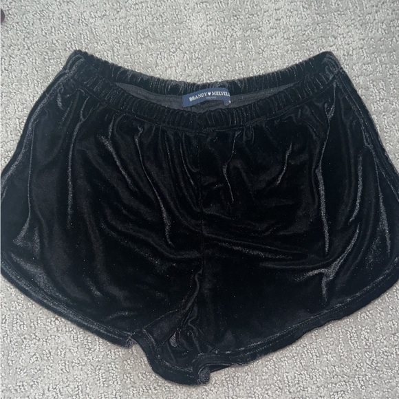 Brandy Melville Pants - Brandy velvet shorts